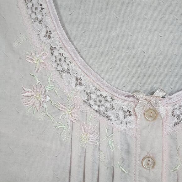 Miss Elaine Short Sleeve Nightgown Embroidery Pleated Detail Light Pink Size 2X - Picture 5 of 8